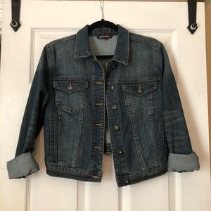 Women’s jean jacket JustFab size small